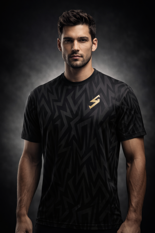 Camiseta Thunder Strike Black – G.O.L.D. Collection